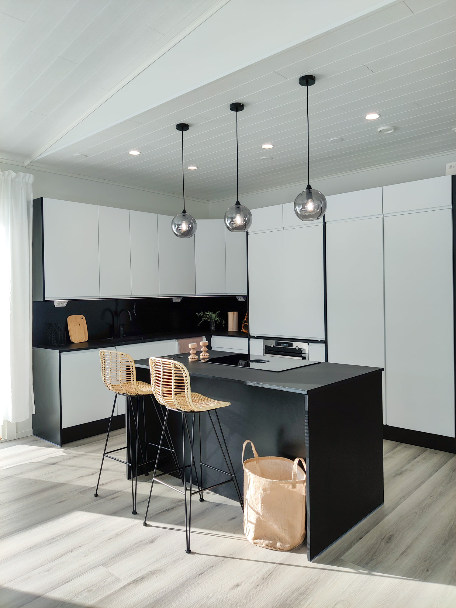 Aava Keittiö - Modern kitchen design